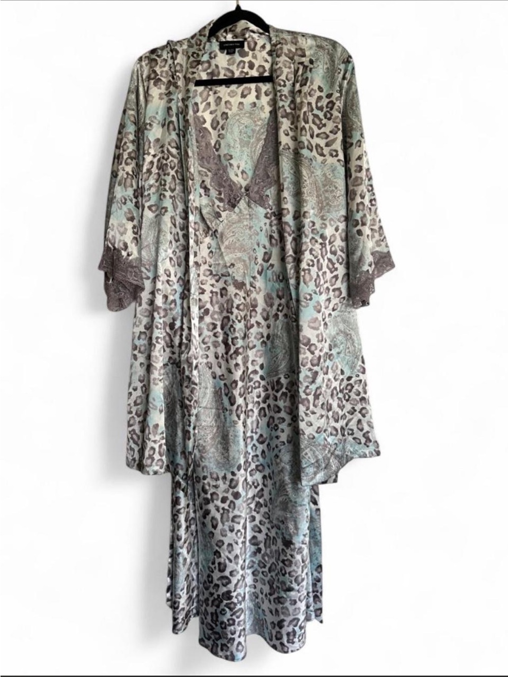 Jones New York Slip and Robe